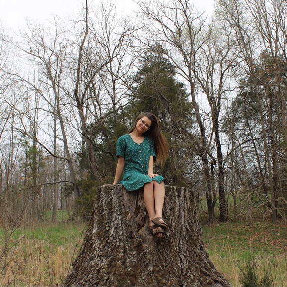 Meet your Posher, Kaylah - Picture 2 of 6